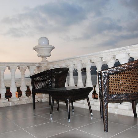 Portaluna Hotel & Resort Jounieh Eksteriør billede